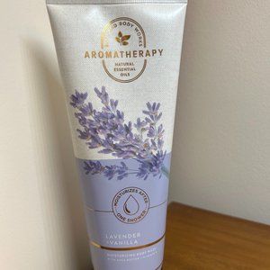 Bath & Body Works Lavender Aromatherapy Lavender Vanilla Moisturizing Body Wash